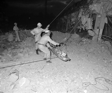 884783 Afbeelding van een rampenoefening van de rampendienst van de R.O.V.U. (Samenwerkingsverband Ruimtelijke ...